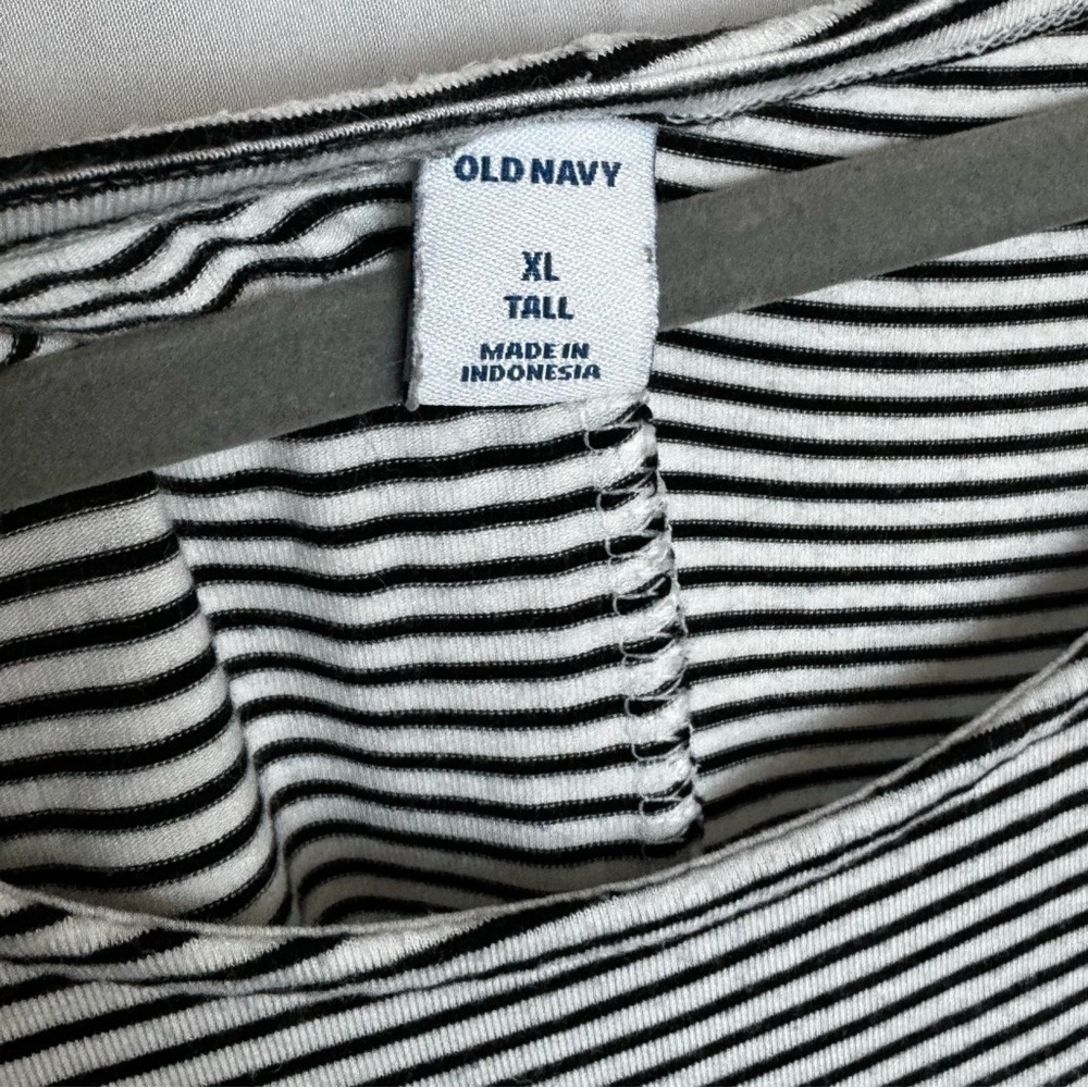Old Navy Women’s TALL Black/White Striped Dress Size XL TALL - Picture 2 of 9